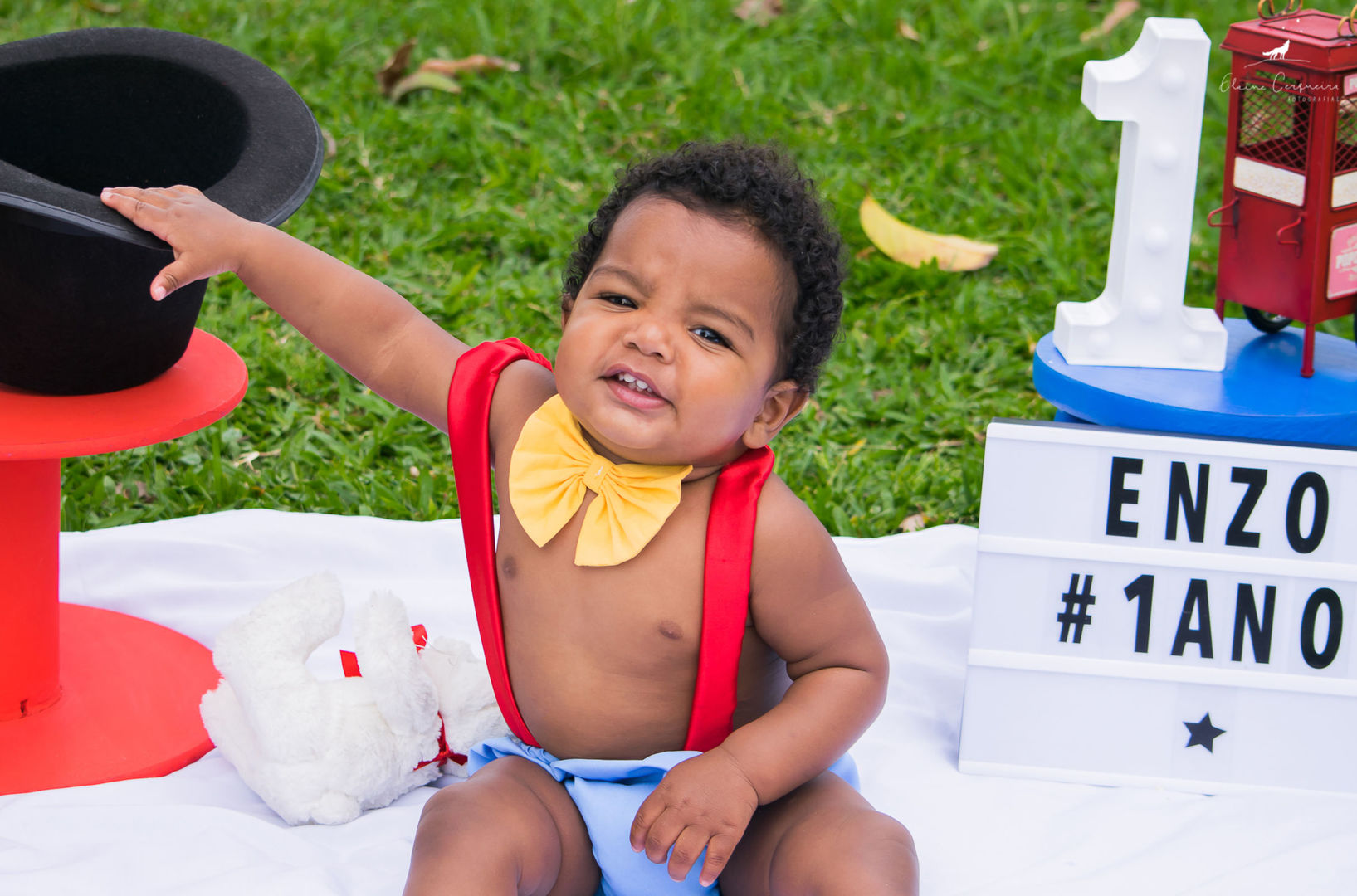 Foto Smash the Cake {Enzo} - 1 aninho - Parque de Coqueiros Foto Smash the Cake {Enzo} - 1 aninho - Parque de Coqueiros - Imagem 3