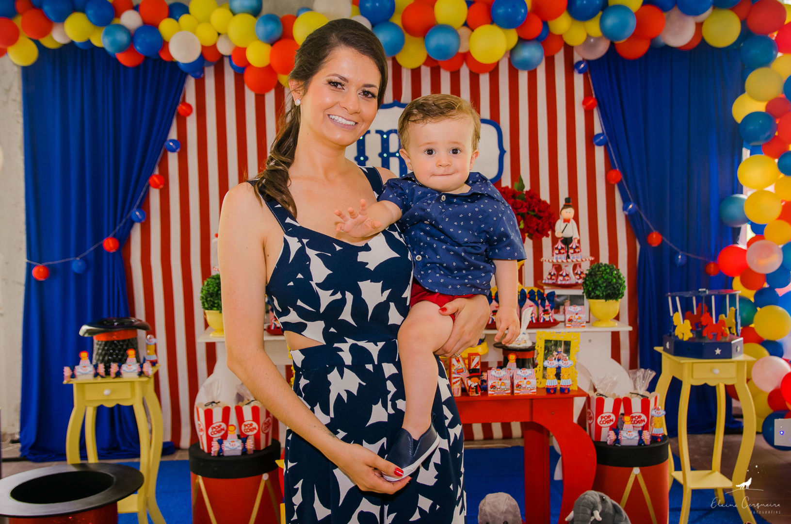 Foto Festa Infantil {Ian} - 1 aninho - Barra da Lagoa - Fotógrafa de Família Foto Festa Infantil {Ian} - 1 aninho - Barra da Lagoa - Fotógrafa de Família - Imagem 8