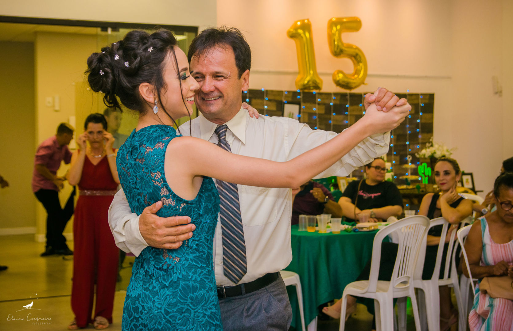 Foto Aniversário 15 anos - {Bianca} - Salão do Teatro CIC - Florianópolis - Fotógrafa de 15 anos e Família Foto Aniversário 15 anos - {Bianca} - Salão do Teatro CIC - Florianópolis - Fotógrafa de 15 anos e Família - Imagem 19