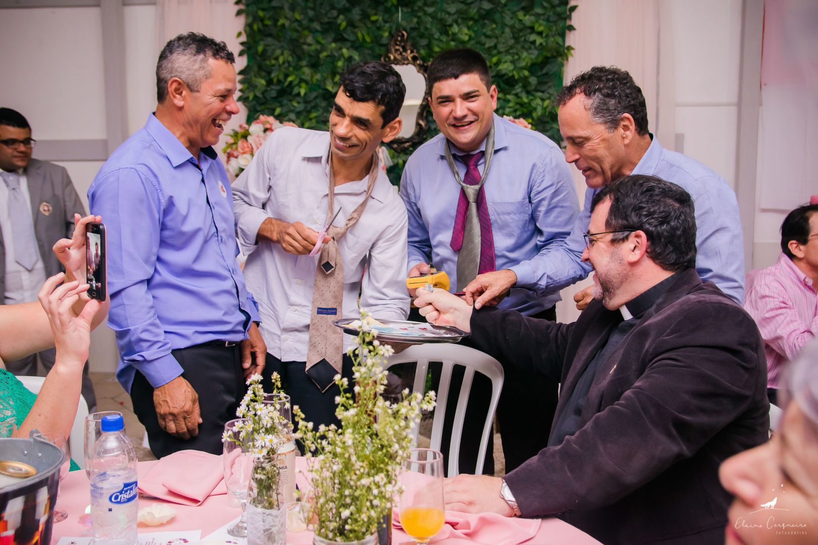 Foto Casamento {Liliane e Nielsen} - Barra da Lagoa - Florianópolis - Fotógrafa de Família Foto Casamento {Liliane e Nielsen} - Barra da Lagoa - Florianópolis - Fotógrafa de Família - Imagem 31