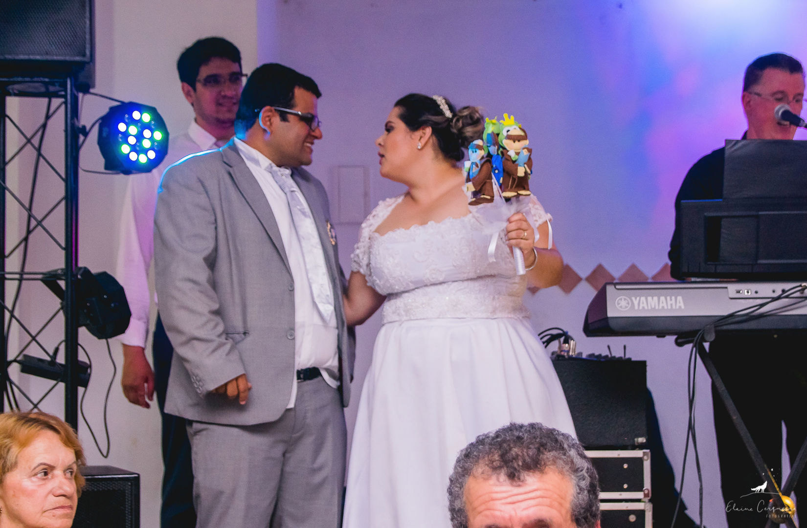 Foto Casamento {Liliane e Nielsen} - Barra da Lagoa - Florianópolis - Fotógrafa de Família Foto Casamento {Liliane e Nielsen} - Barra da Lagoa - Florianópolis - Fotógrafa de Família - Imagem 35