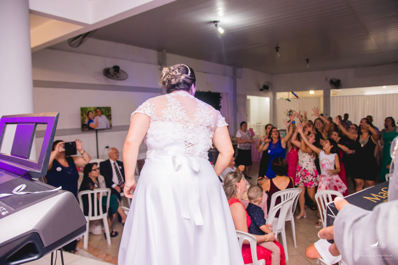 Foto Casamento {Liliane e Nielsen} - Barra da Lagoa - Florianópolis - Fotógrafa de Família Foto Casamento {Liliane e Nielsen} - Barra da Lagoa - Florianópolis - Fotógrafa de Família - Imagem 36