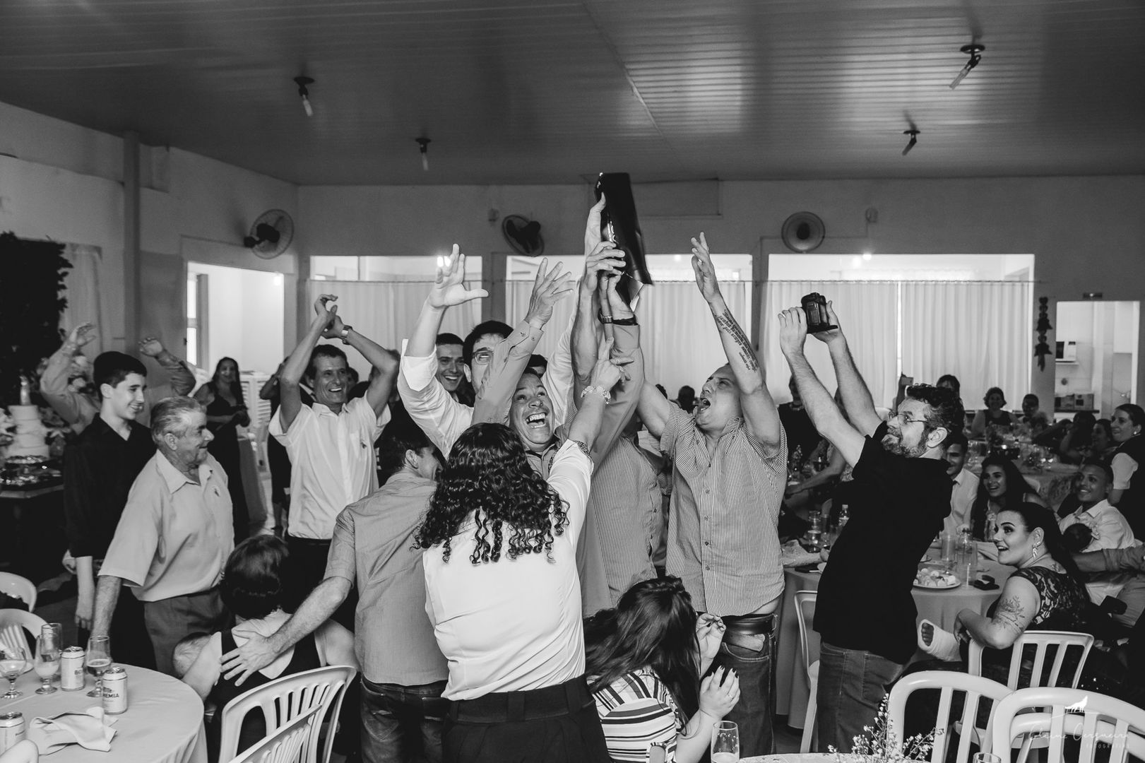 Foto Casamento {Liliane e Nielsen} - Barra da Lagoa - Florianópolis - Fotógrafa de Família Foto Casamento {Liliane e Nielsen} - Barra da Lagoa - Florianópolis - Fotógrafa de Família - Imagem 39