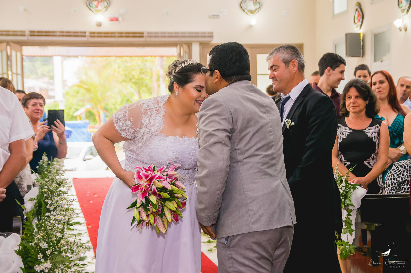 Foto Casamento {Liliane e Nielsen} - Barra da Lagoa - Florianópolis - Fotógrafa de Família Foto Casamento {Liliane e Nielsen} - Barra da Lagoa - Florianópolis - Fotógrafa de Família - Imagem 2