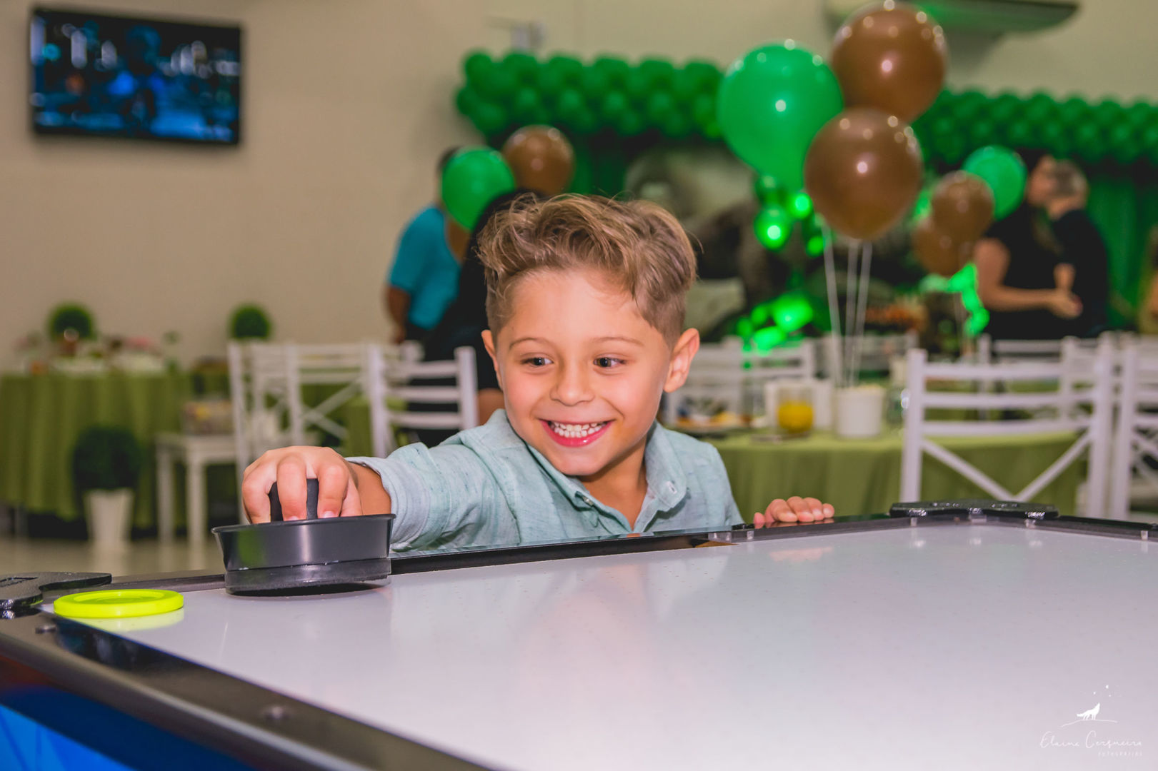 Foto Festa Infantil {Vicente} - 5 anos -Kinder Festas Infantis - Fotógrafa de Família Foto Festa Infantil {Vicente} - 5 anos -Kinder Festas Infantis - Fotógrafa de Família - Imagem 7
