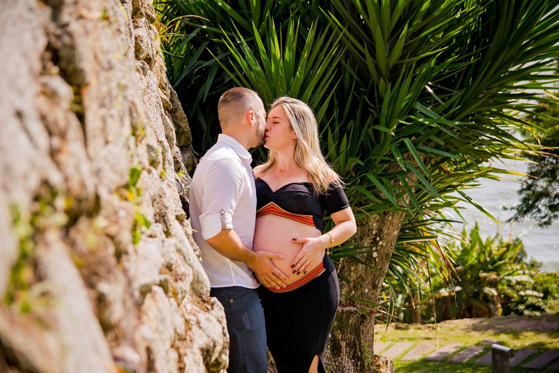 Foto Ensaio Gestante {Fran&Lipe} - Praia do Forte Jurerê - Florianópolis - Fotógrafa de Família Foto Ensaio Gestante {Fran&Lipe} - Praia do Forte Jurerê - Florianópolis - Fotógrafa de Família - Imagem 12