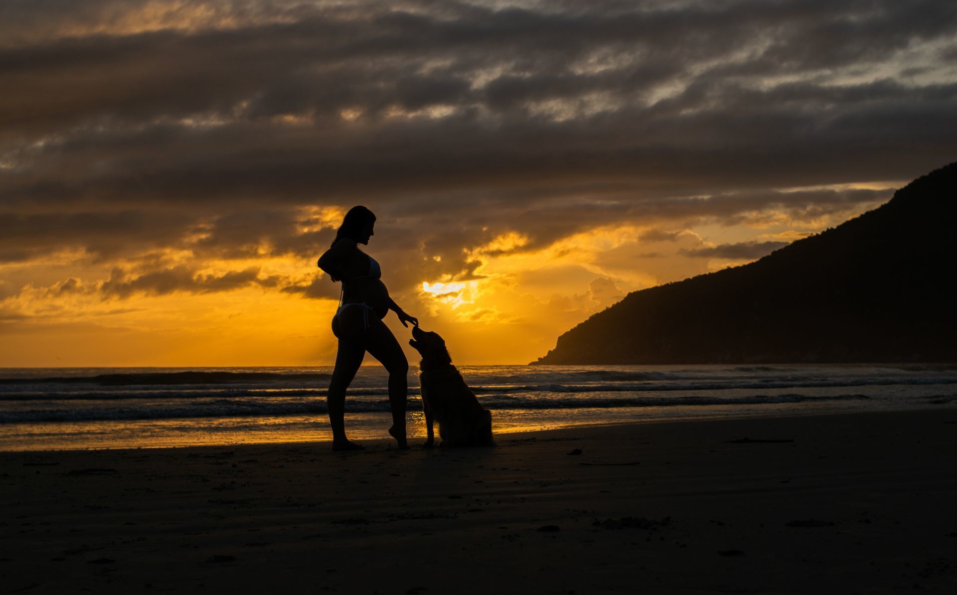 Foto Ensaio Gestante - Aliani e Fernando - Praia do Matadeiro - Fotógrafa de Família Foto Ensaio Gestante - Aliani e Fernando - Praia do Matadeiro - Fotógrafa de Família - Imagem 0