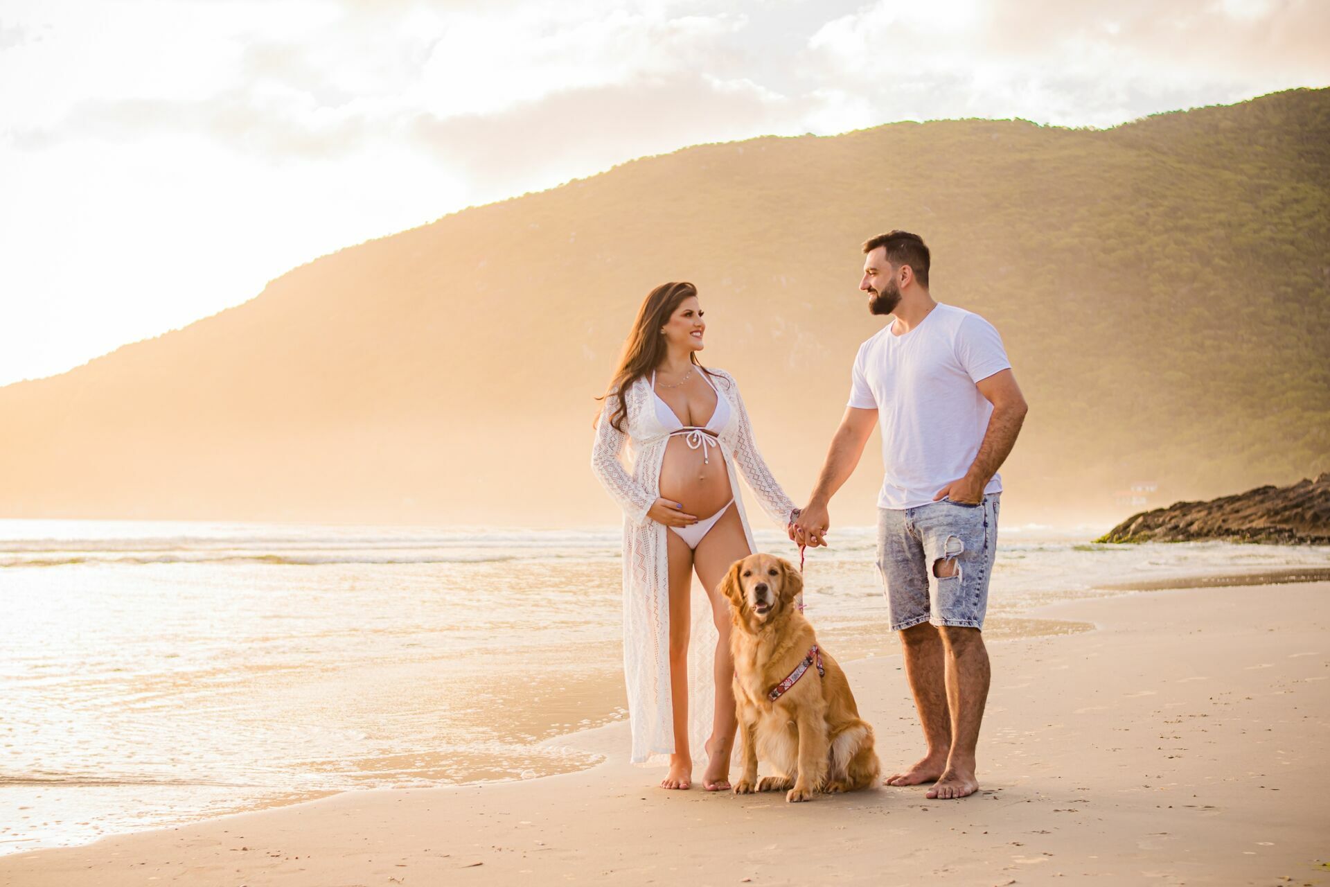 Foto Ensaio Gestante - Aliani e Fernando - Praia do Matadeiro - Fotógrafa de Família Foto Ensaio Gestante - Aliani e Fernando - Praia do Matadeiro - Fotógrafa de Família - Imagem 5