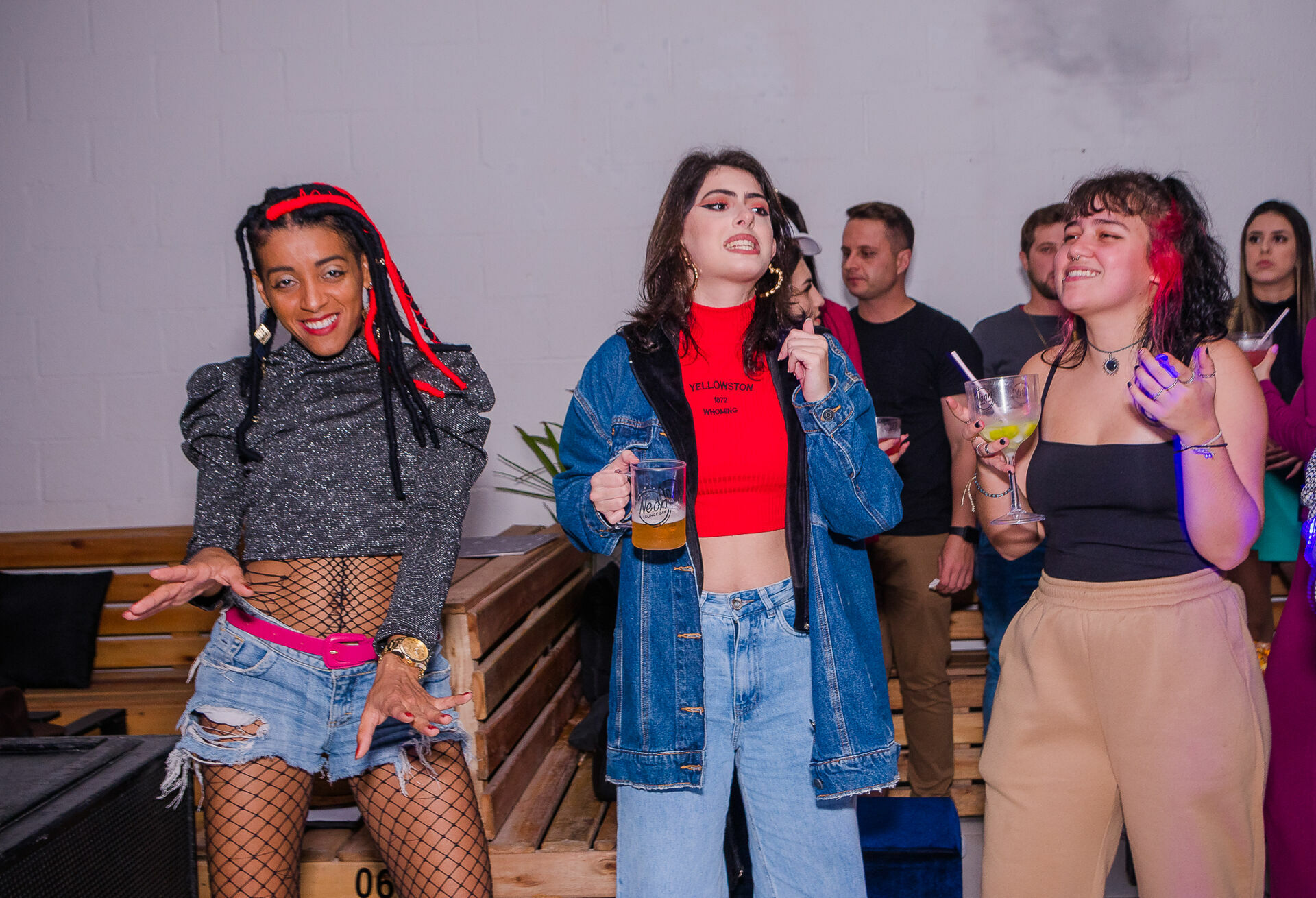 Foto Show da Flavia Abalem - Neon Louge Foto Show da Flavia Abalem - Neon Louge - Imagem 27