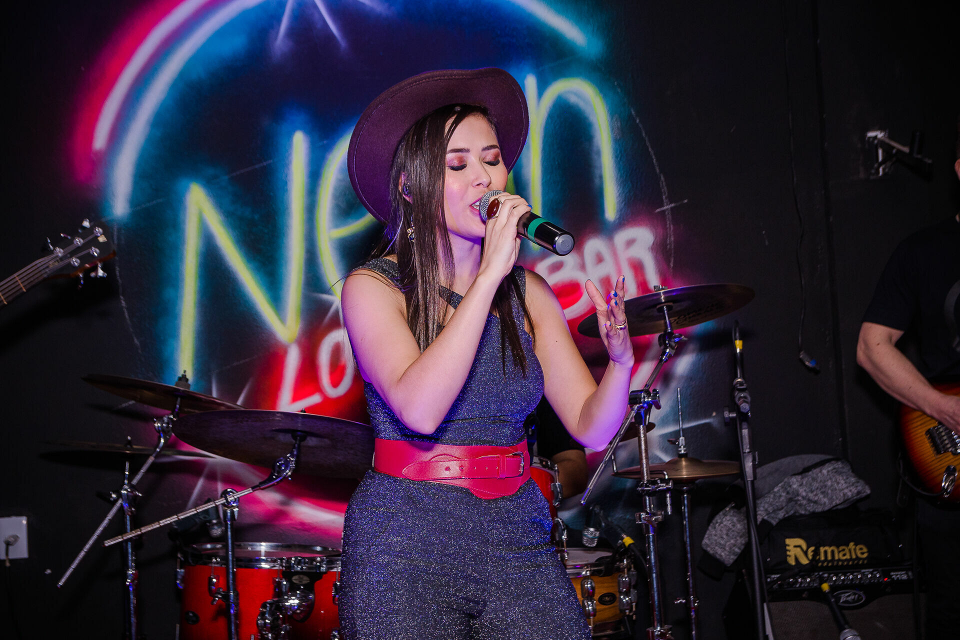 Foto Show da Flavia Abalem - Neon Louge Foto Show da Flavia Abalem - Neon Louge - Imagem 72