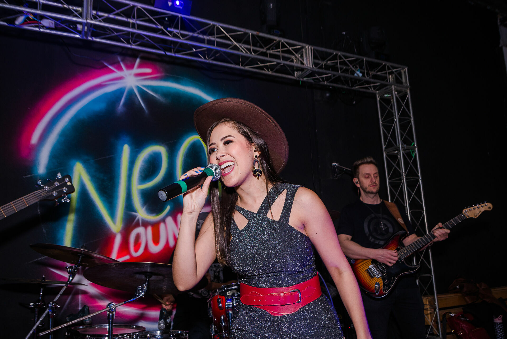 Foto Show da Flavia Abalem - Neon Louge Foto Show da Flavia Abalem - Neon Louge - Imagem 83