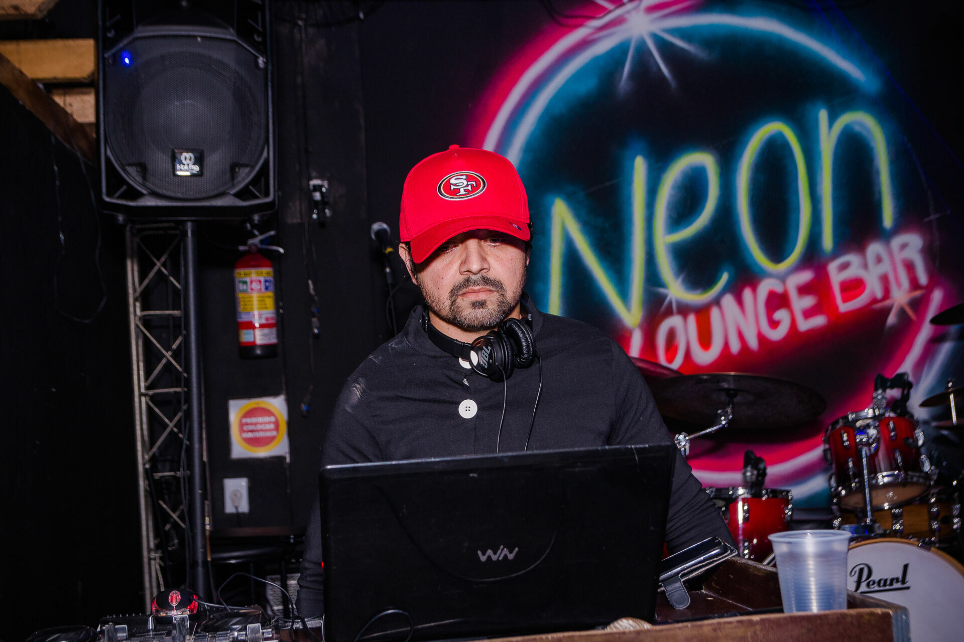Foto Show da Flavia Abalem - Neon Louge Foto Show da Flavia Abalem - Neon Louge - Imagem 54