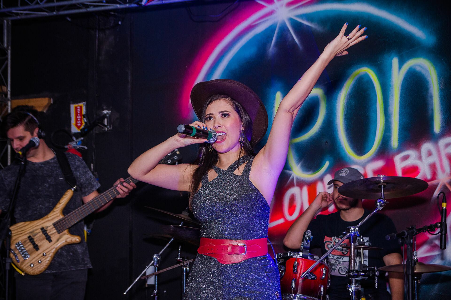 Foto Show da Flavia Abalem - Neon Louge Foto Show da Flavia Abalem - Neon Louge - Imagem 90