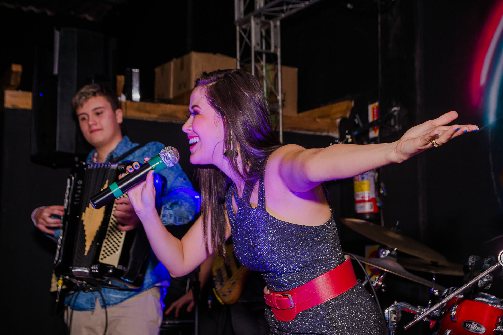 Foto Show da Flavia Abalem - Neon Louge Foto Show da Flavia Abalem - Neon Louge - Imagem 48