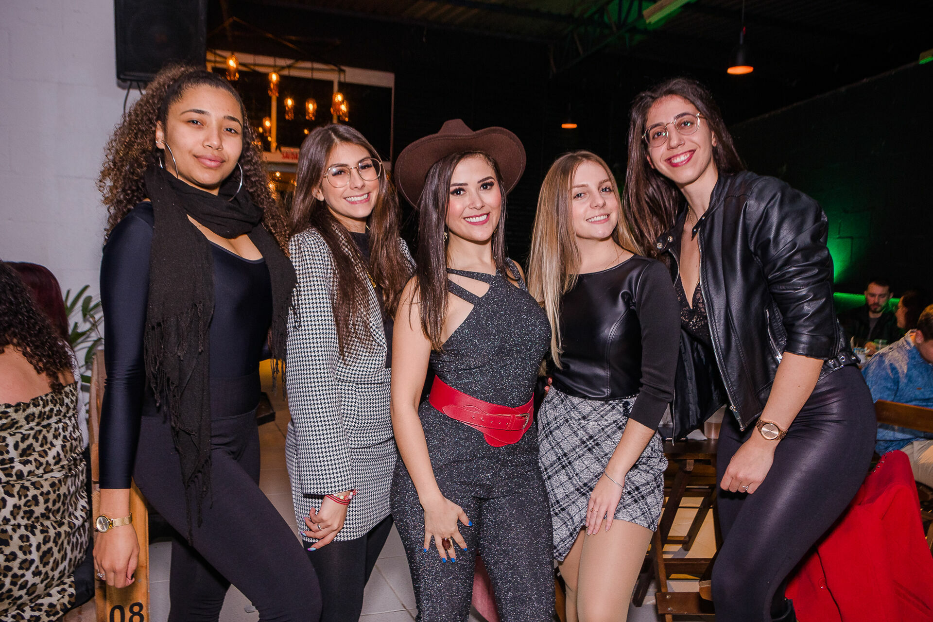Foto Show da Flavia Abalem - Neon Louge Foto Show da Flavia Abalem - Neon Louge - Imagem 59