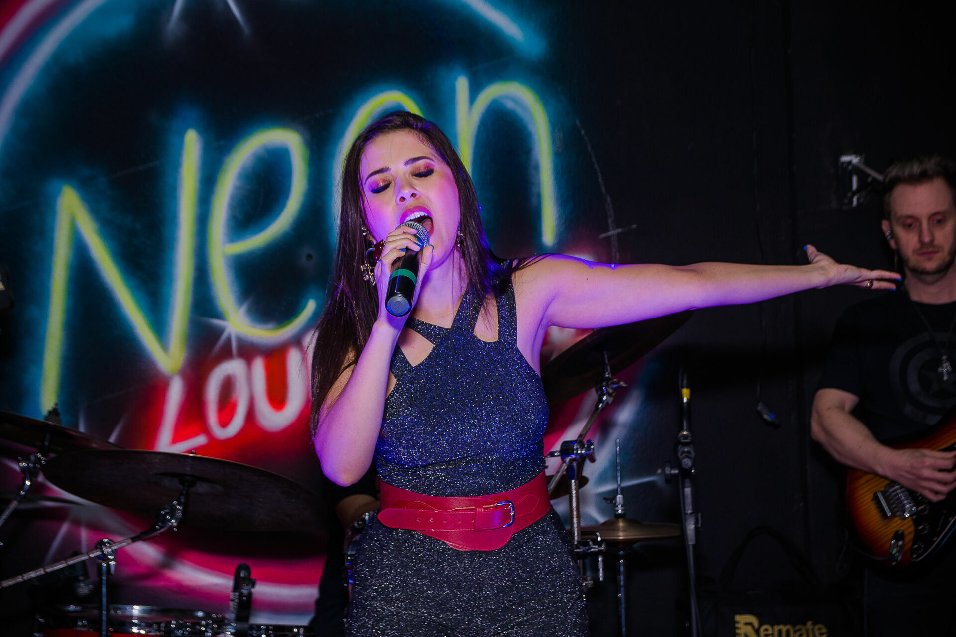 Foto Show da Flavia Abalem - Neon Louge Foto Show da Flavia Abalem - Neon Louge - Imagem 35