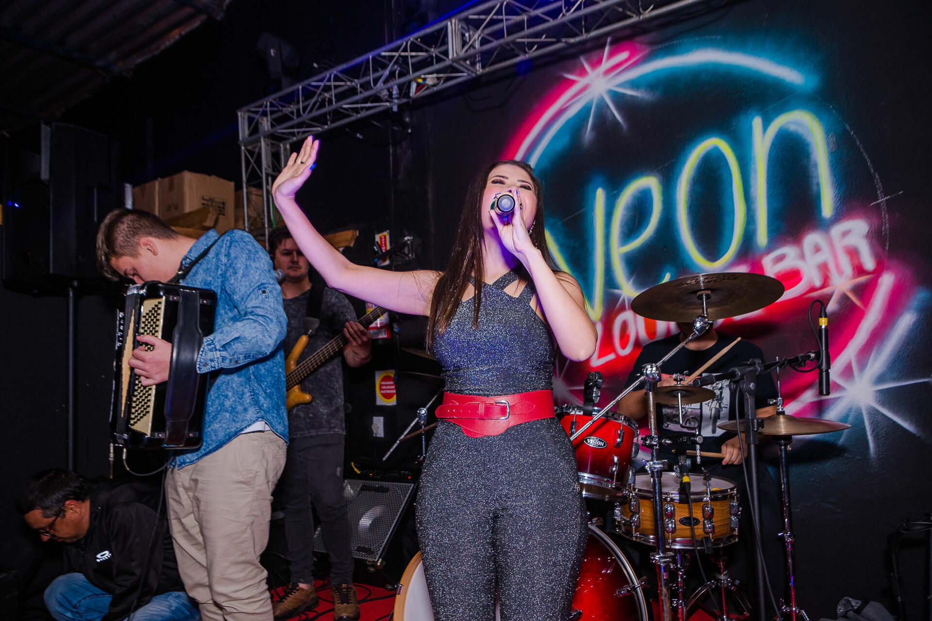 Foto Show da Flavia Abalem - Neon Louge Foto Show da Flavia Abalem - Neon Louge - Imagem 41