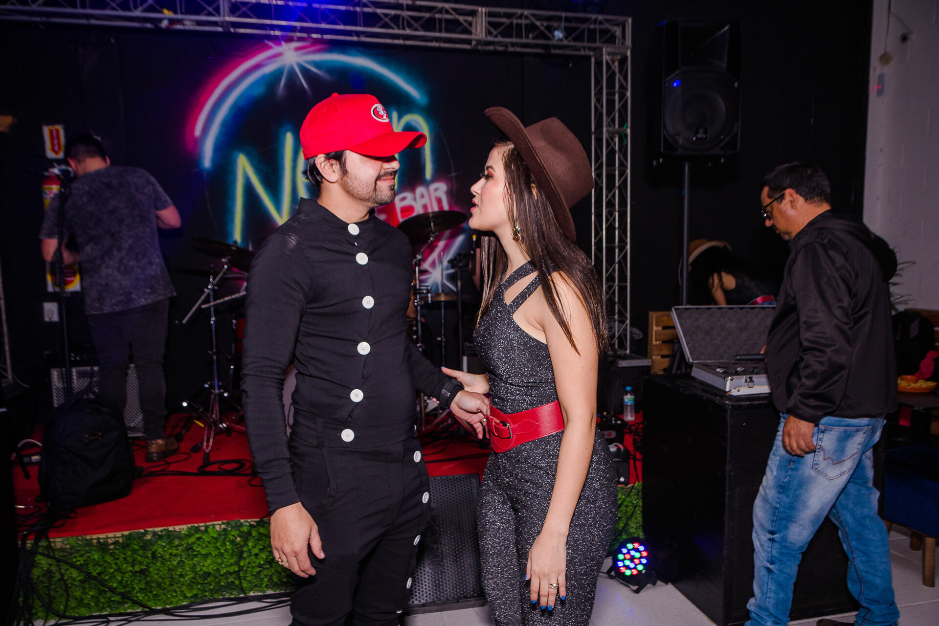 Foto Show da Flavia Abalem - Neon Louge Foto Show da Flavia Abalem - Neon Louge - Imagem 114