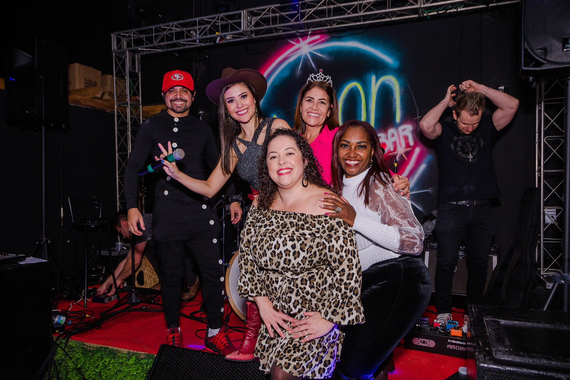 Foto Show da Flavia Abalem - Neon Louge Foto Show da Flavia Abalem - Neon Louge - Imagem 108